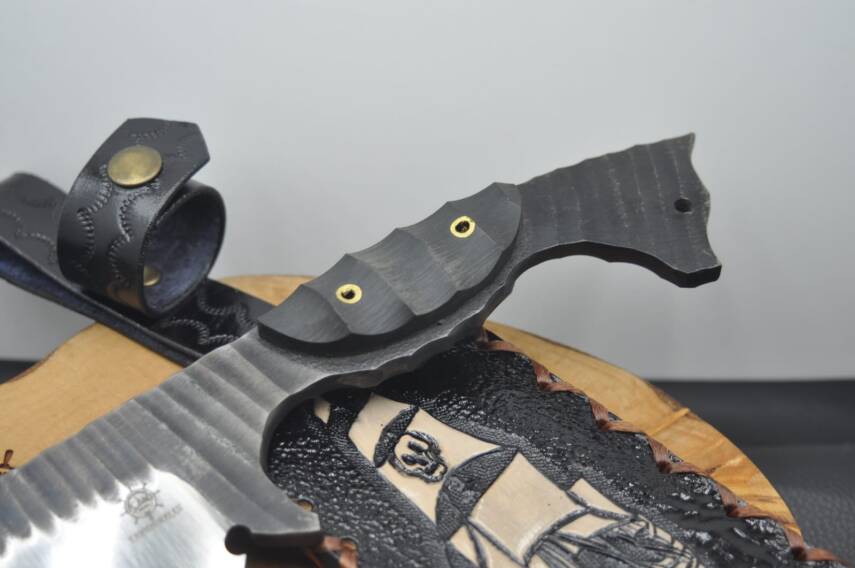 Kamyon Makas Çeliği Av Bıçağı - 4